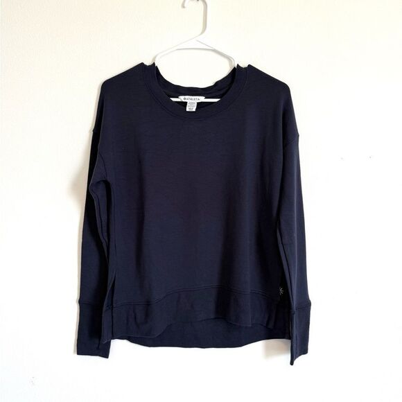 Athleta Tops - Athleta Crewneck Sweatshirt